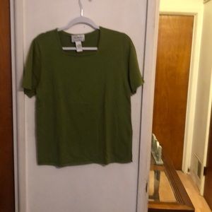 Women preowned Green Sweater Top Size M